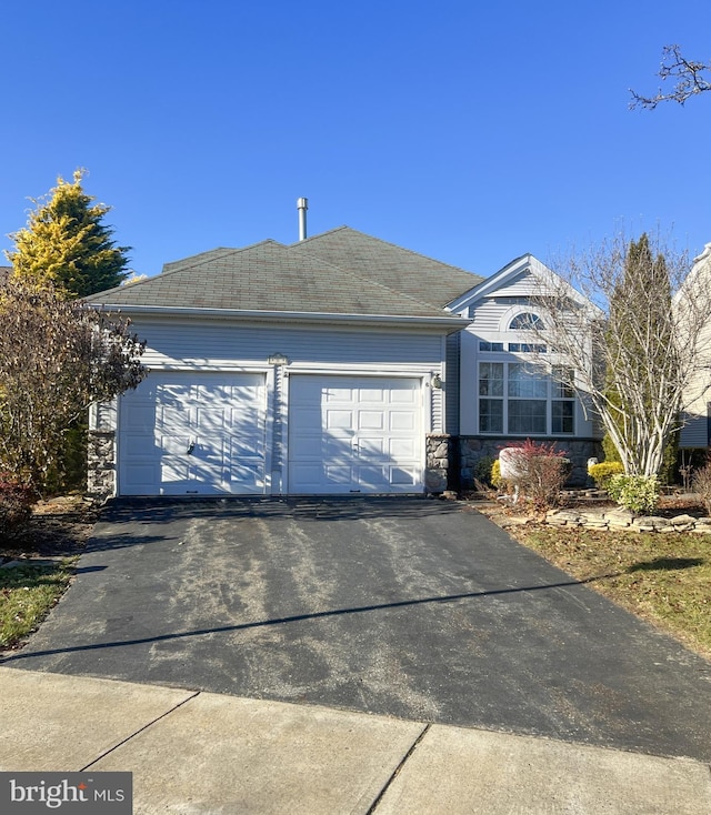 view of front facade with a garage