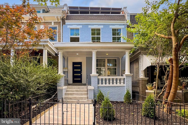 view of front of home with covered porch