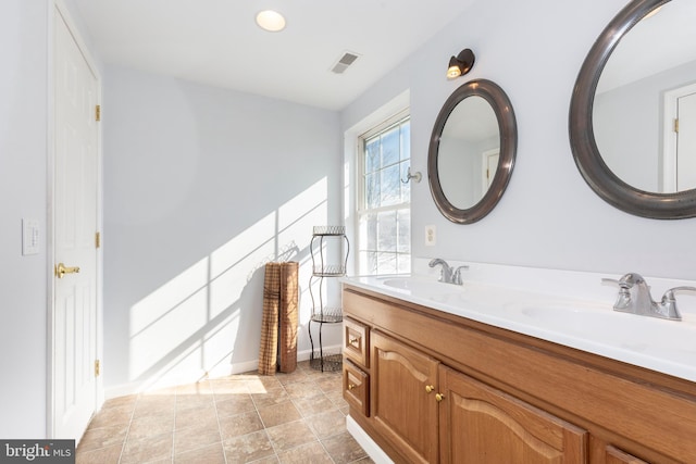 bathroom with vanity