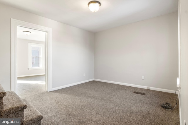 view of carpeted spare room