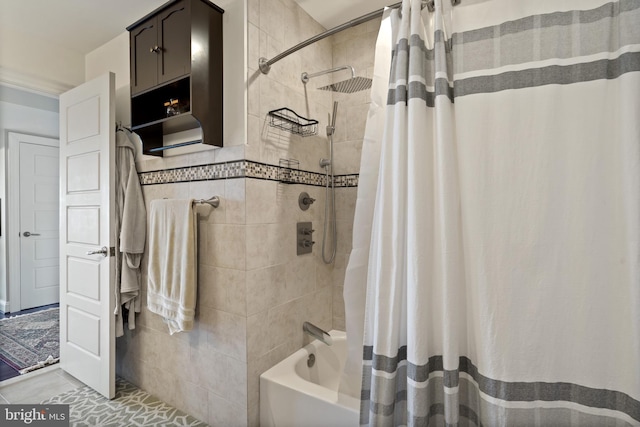 bathroom featuring shower / bathtub combination with curtain