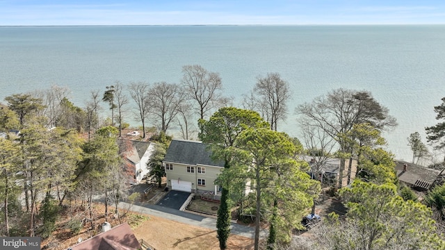 bird's eye view featuring a water view