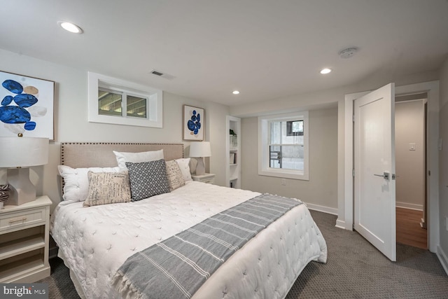 view of carpeted bedroom