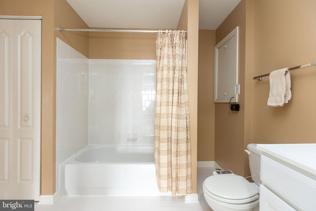 full bath with toilet, shower / bath combination with curtain, and vanity