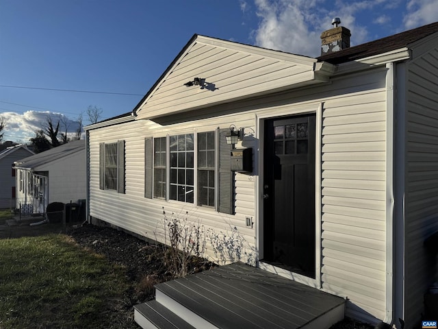 view of property entrance