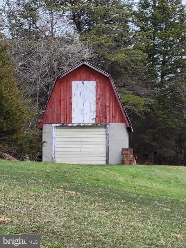 garage with a lawn