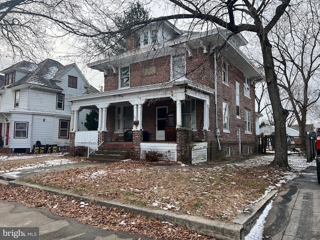 view of front of house with covered porch