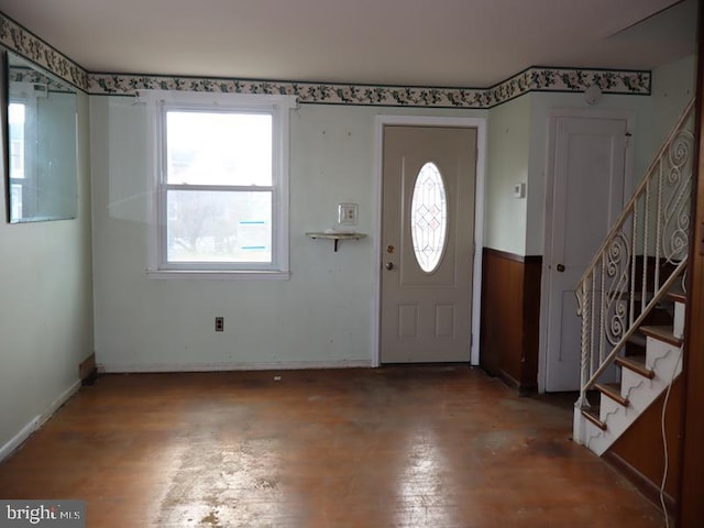 view of foyer entrance