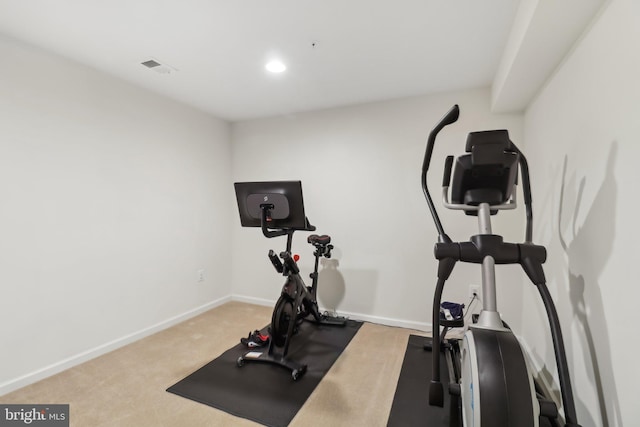 workout room with carpet floors