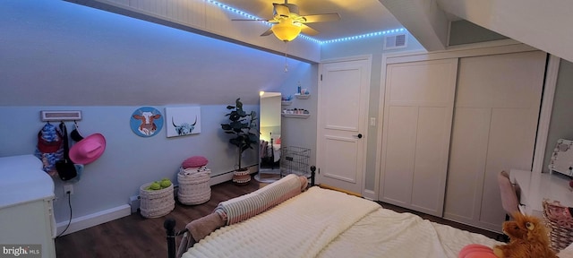 bedroom featuring ceiling fan, hardwood / wood-style floors, and a closet