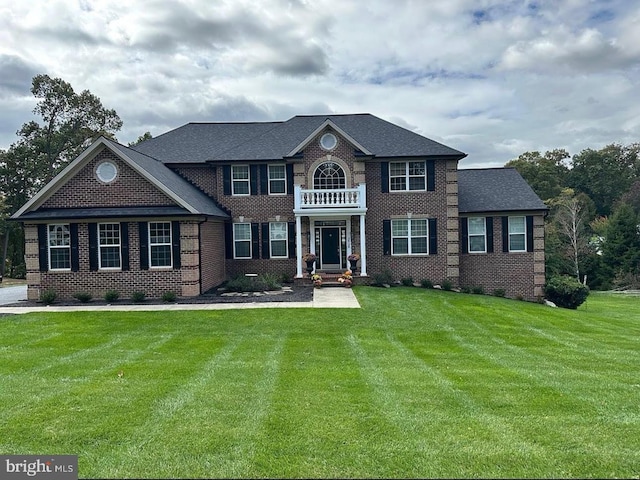 colonial house with a front yard