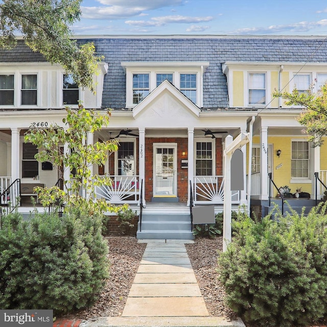 view of front of house featuring a porch