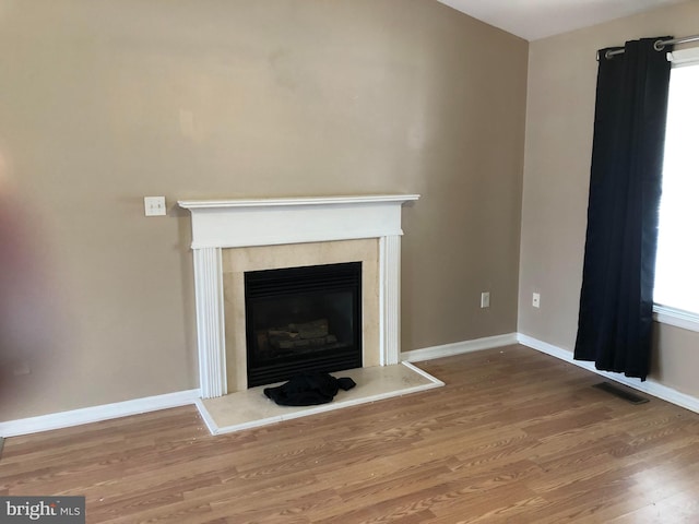 room details featuring hardwood / wood-style flooring