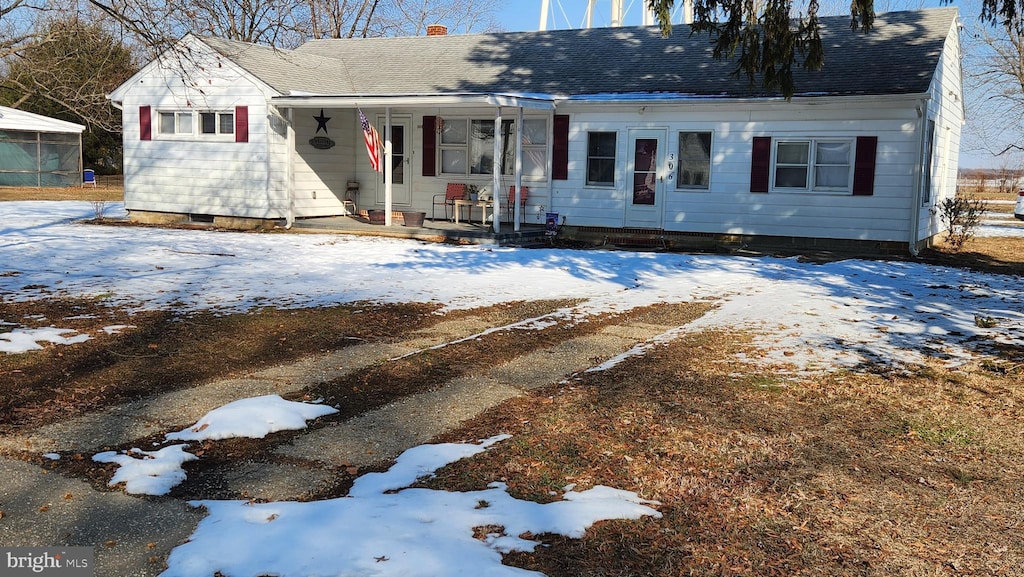 view of front of home featuring a porch