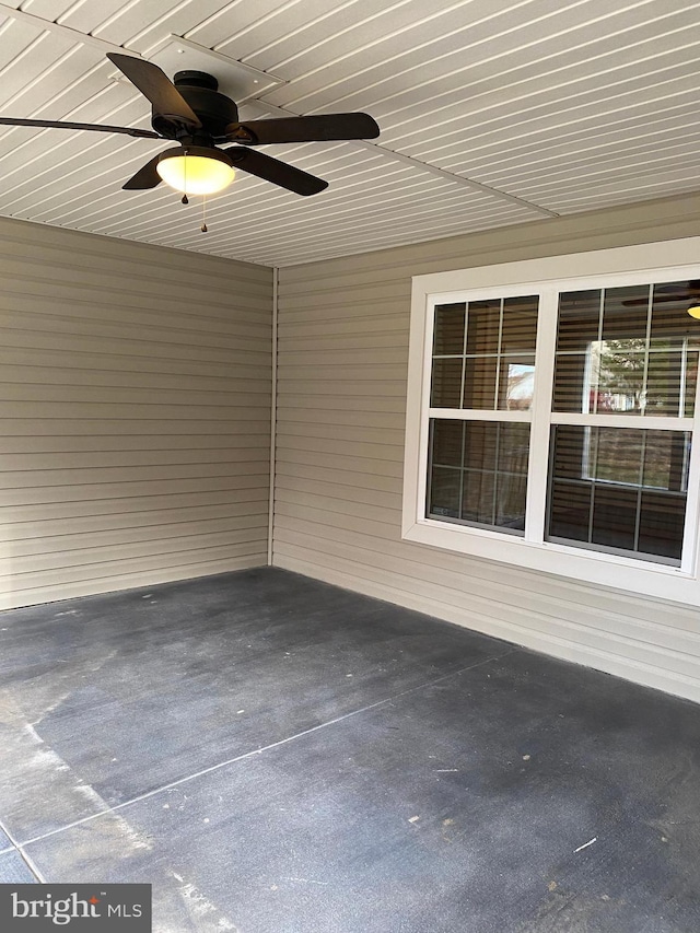 view of patio with ceiling fan