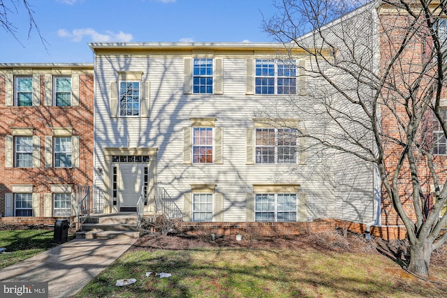 view of townhome / multi-family property