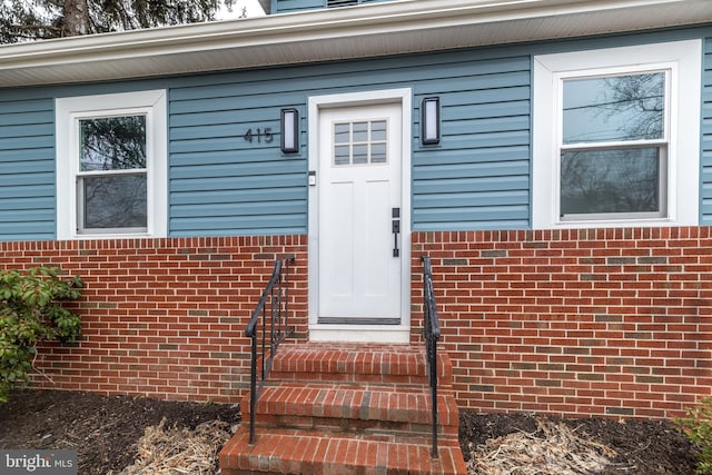 view of property entrance