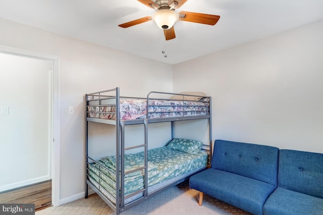 bedroom with ceiling fan