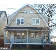 view of front of property featuring a porch