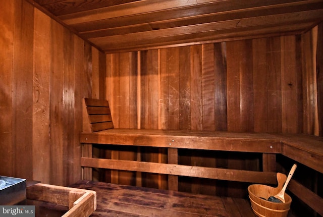 view of sauna / steam room