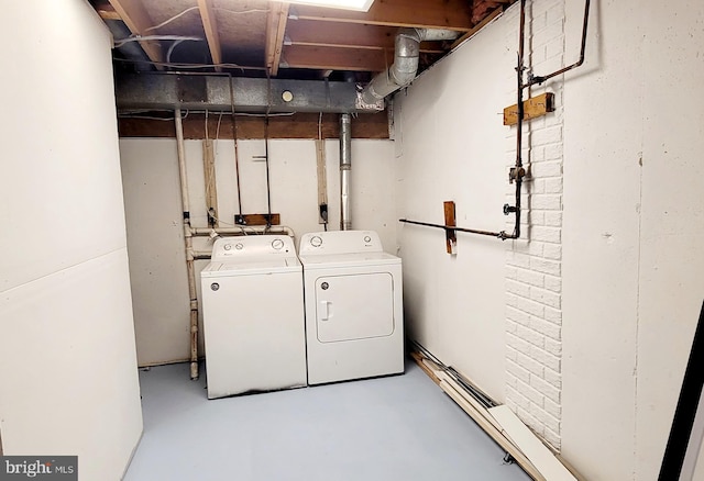 laundry room featuring washer and dryer