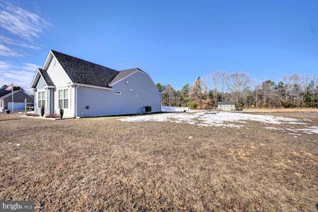 exterior space with a lawn