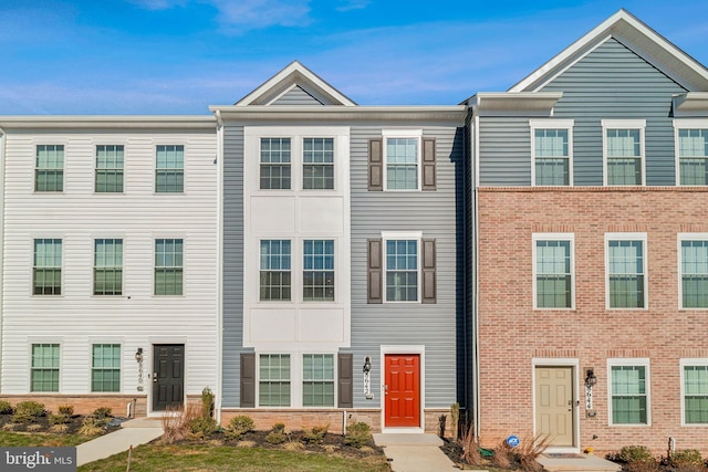 view of townhome / multi-family property