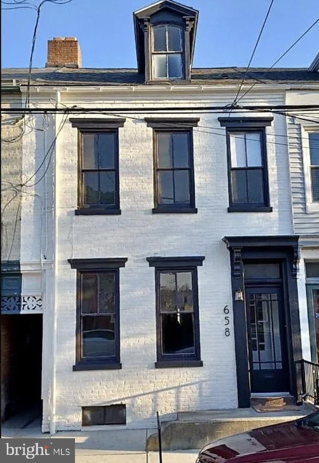 view of townhome / multi-family property