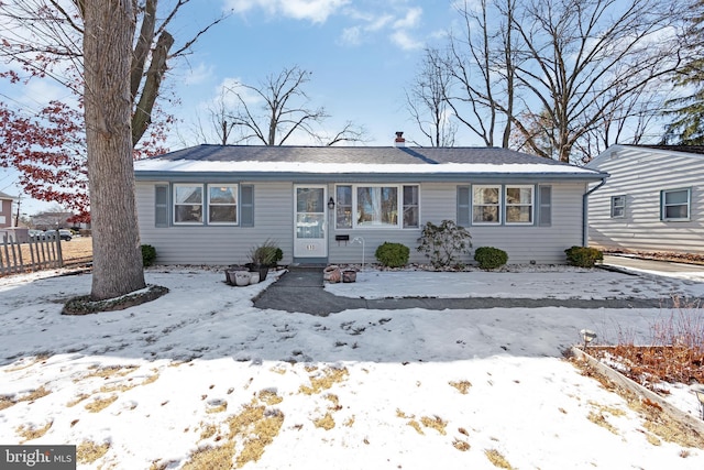 view of front of property