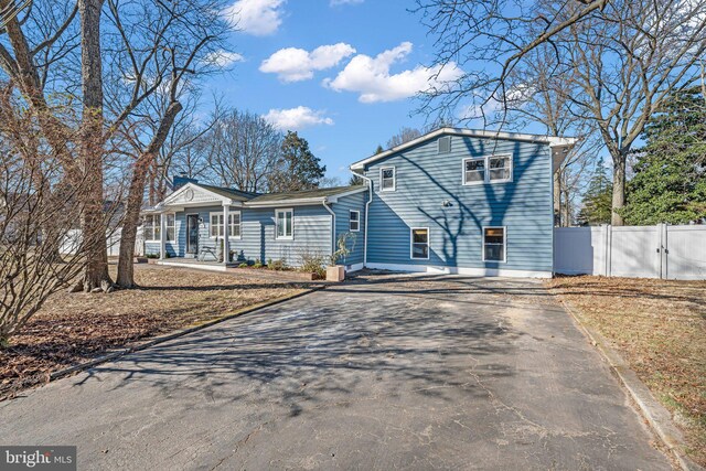 view of front of home