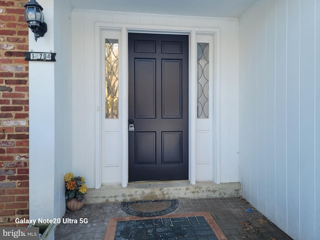 view of property entrance