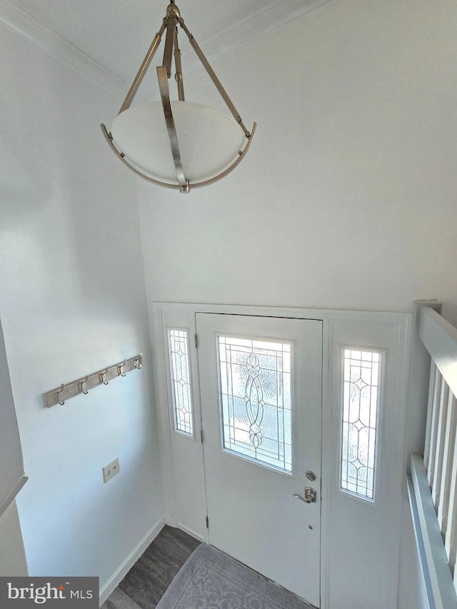 entrance foyer with crown molding