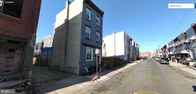 Listing photo 3 for 2514 N 19th St, Philadelphia PA 19132