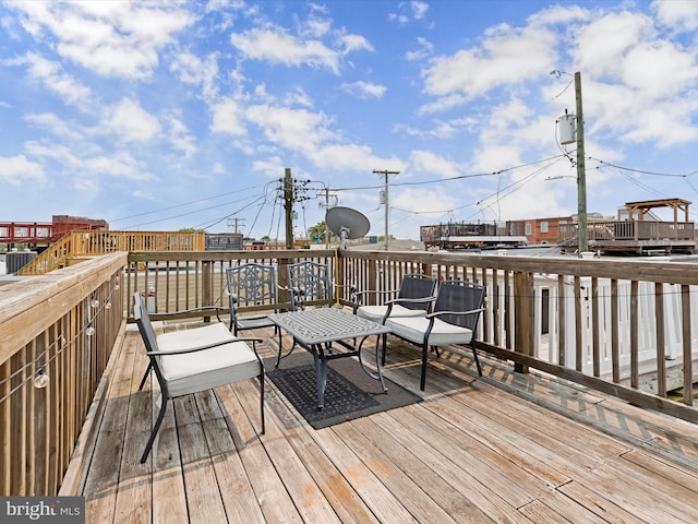 2437 Fleet St, Baltimore, MD 21224 - view of deck