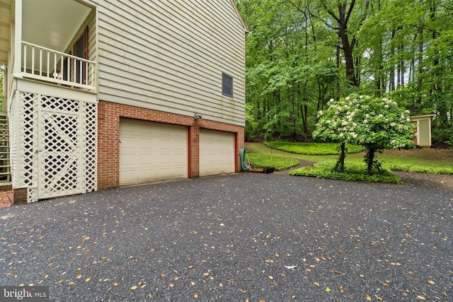 7210 James I Harris Memorial Dr, Frederick, MD 21702 - garage featuring driveway