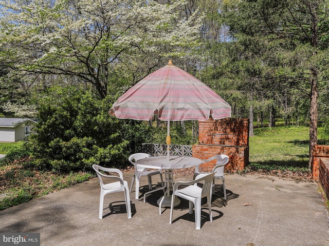 view of patio / terrace with outdoor dining space