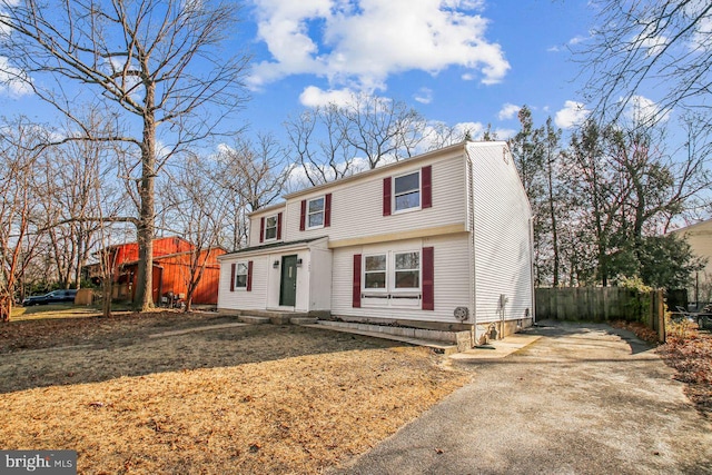 view of front of property