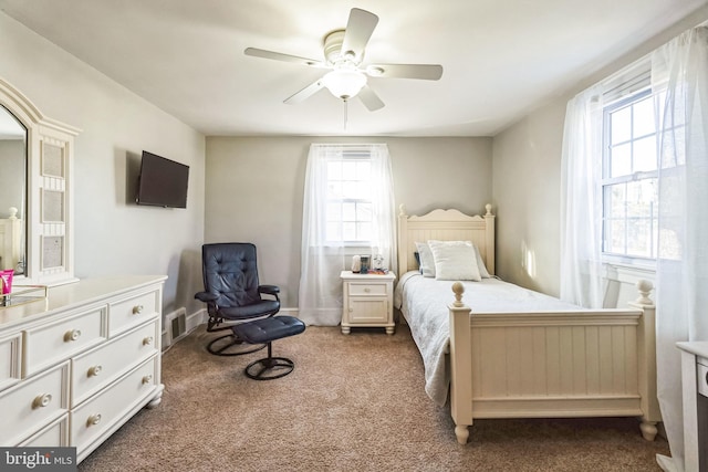 bedroom featuring carpet floors and ceiling fan