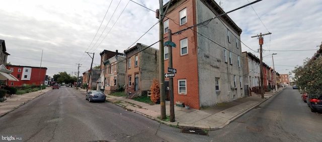 Listing photo 3 for 2624 N 28th St, Philadelphia PA 19132