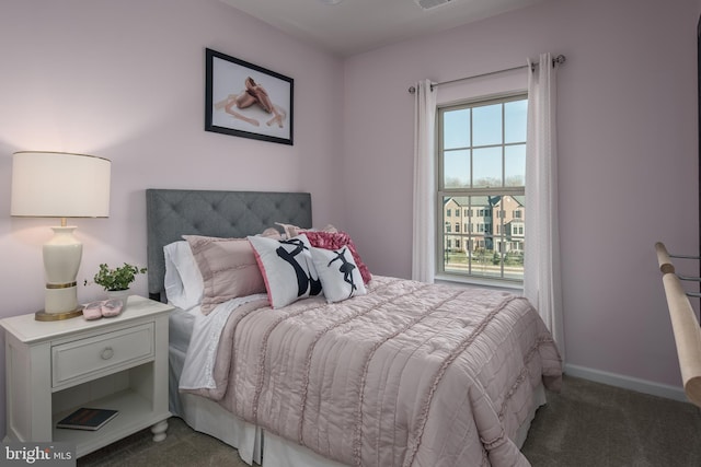 view of carpeted bedroom