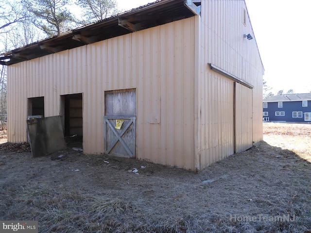 view of outbuilding