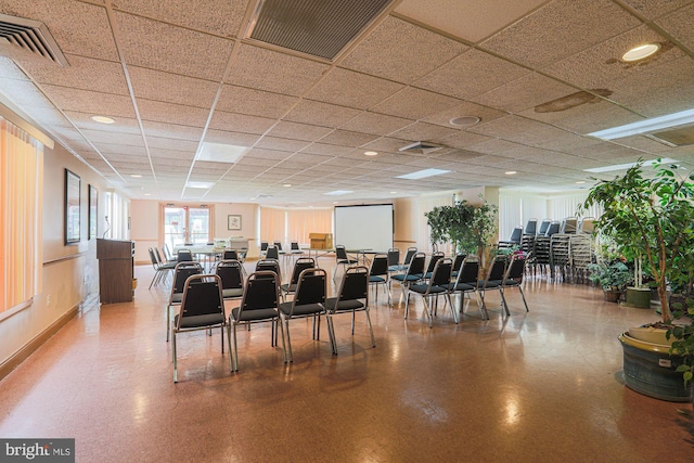 miscellaneous room with a drop ceiling