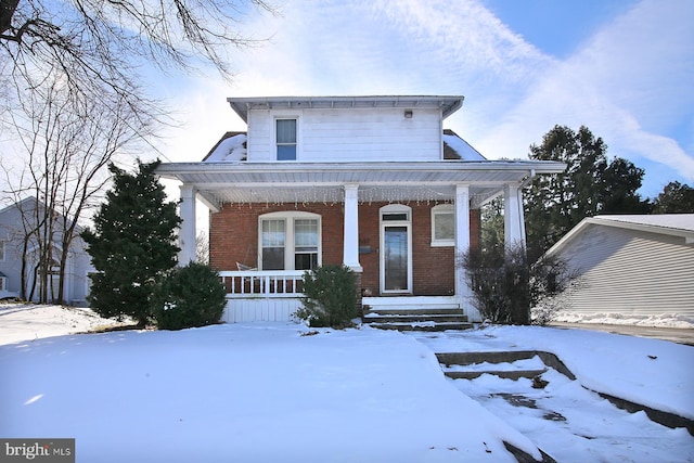 view of front facade with a porch