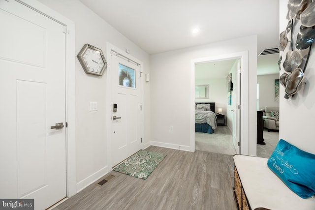108 Zachary Way, Pottstown, PA 19464 - entryway featuring wood finished floors and baseboards