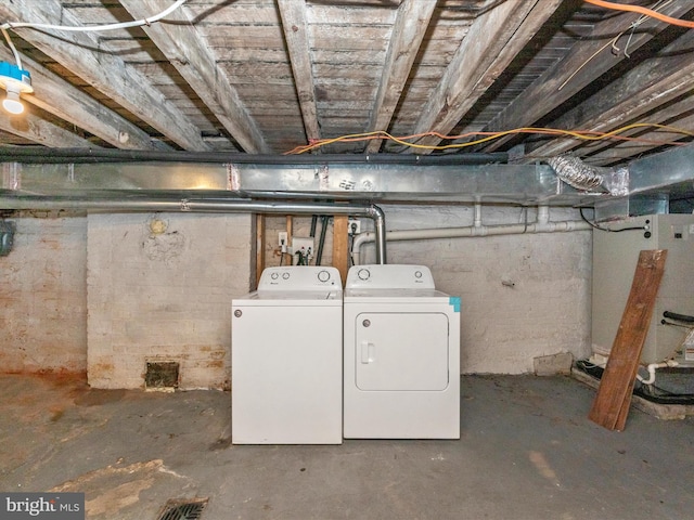 basement with washer and dryer