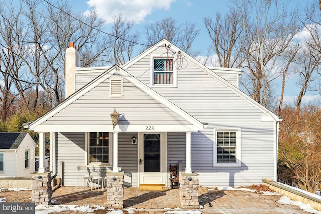 view of front of property