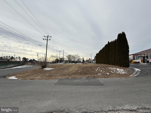 Listing photo 3 for 258 S Dupont Blvd, Smyrna DE 19977