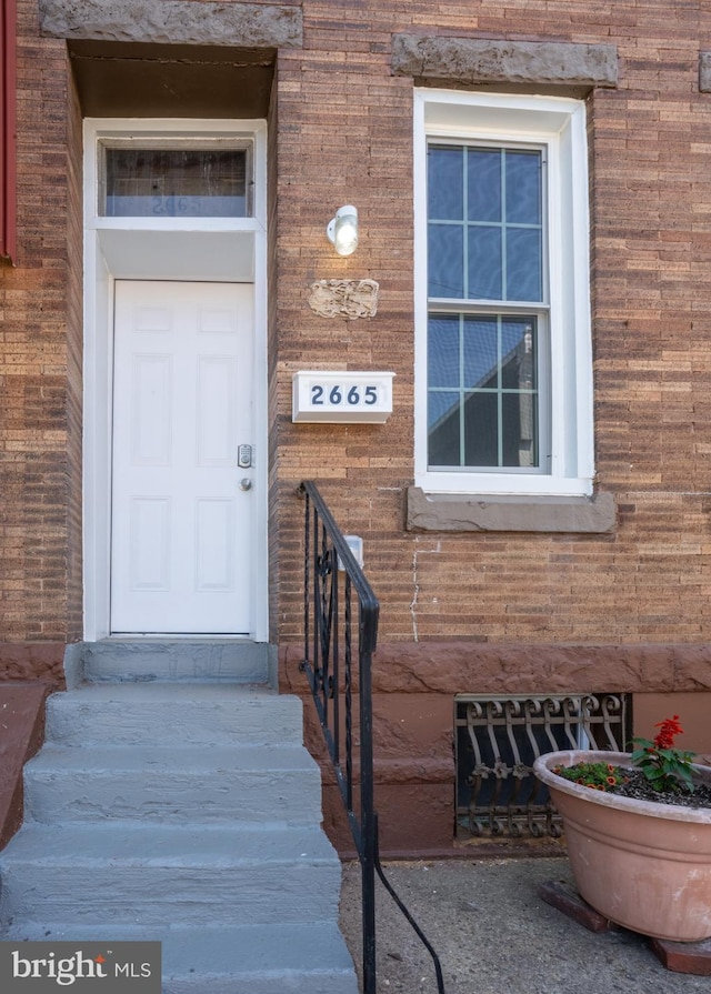 view of property entrance