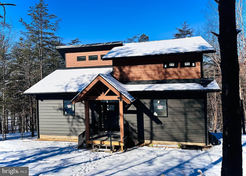 view of front of home