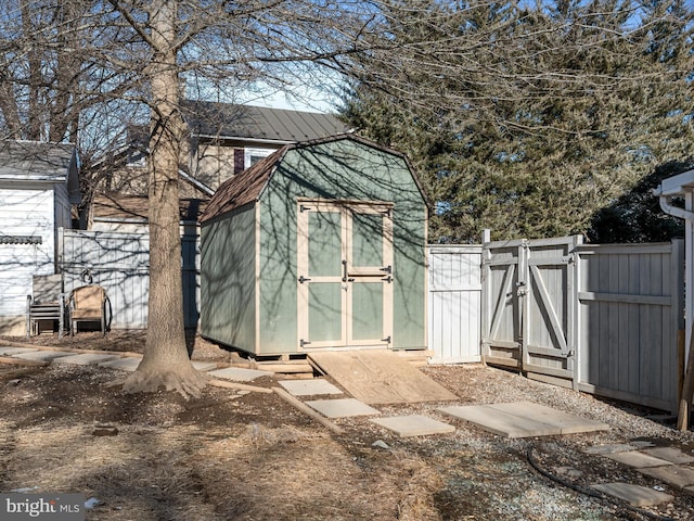 view of outbuilding